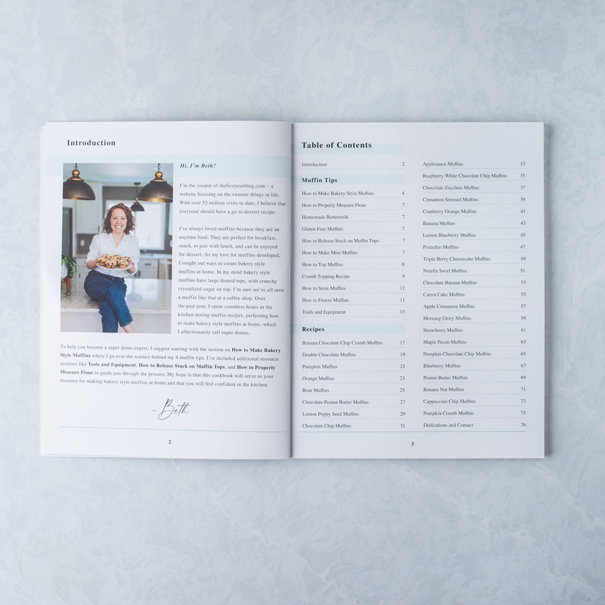 Bakery Style Muffins Cookbook (Physical Copy)
